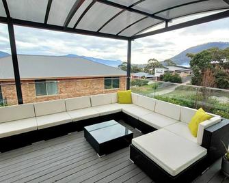 Perfect house set up for children - close to MONA, city, and Richmond - Risdon