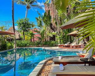 Natural Relax Villa - סיאם ריפ - בריכה