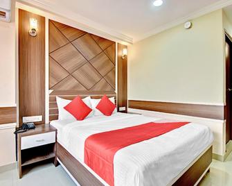 OYO Srinivasa Residency - Tirupati - Slaapkamer