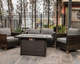 Midtown Houston Townhome - Minutes from downtown and night life! - Houston - Patio