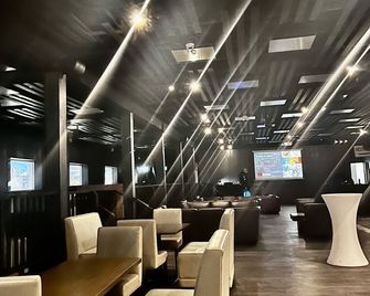 Grand Royal Legacy - Winnipeg - Lounge