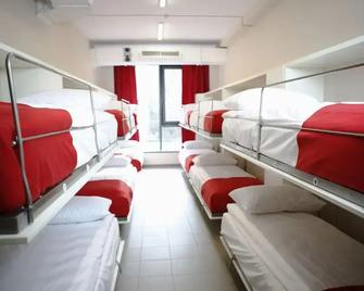 City Express Hostel - Cracovia