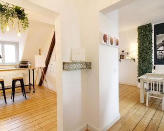 Secret Hideaways Boho Artstudio Mit Smarthome Nahe City L Messe L Hbf - Duisburg - Dining room