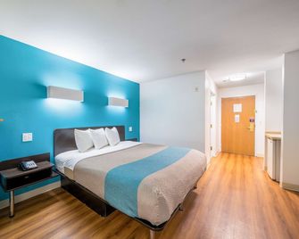 Motel 6 Decatur Tx - Decatur - Bedroom