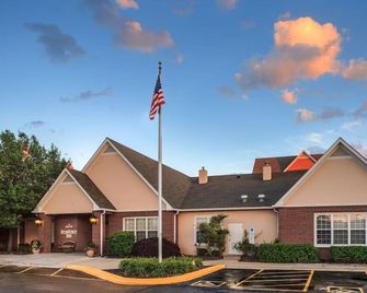 Hyatt House Schaumburg Suite, 1-Bedroom Kitchen, Free Airport Shuttle - Rosemont - Edificio