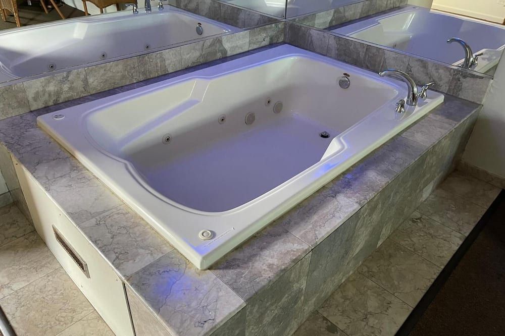Vibe Inn - Whirlpools Suites - Lyons - Lyons