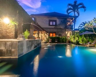 Sahadewa Resort & Spa - Ubud - Pool