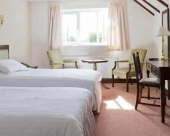 The New Inn Heckfield - Hook - Bedroom