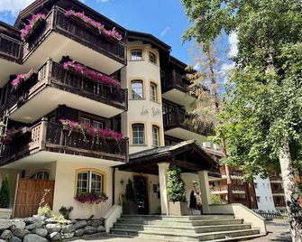 LaPerle Apartments & Spa Access at Alpen Resort - Zermatt - Gebäude