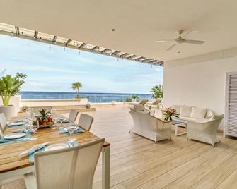 Cap Ouest by Horizon Holidays - Flic en Flac - Balcon