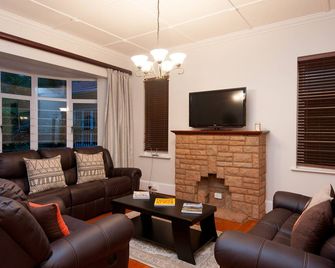 The Brother's Guest House - Durban - Sala de estar