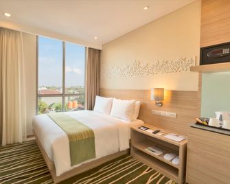 Holiday Inn Express Semarang Simpang Lima By IHG - Semarang - Schlafzimmer
