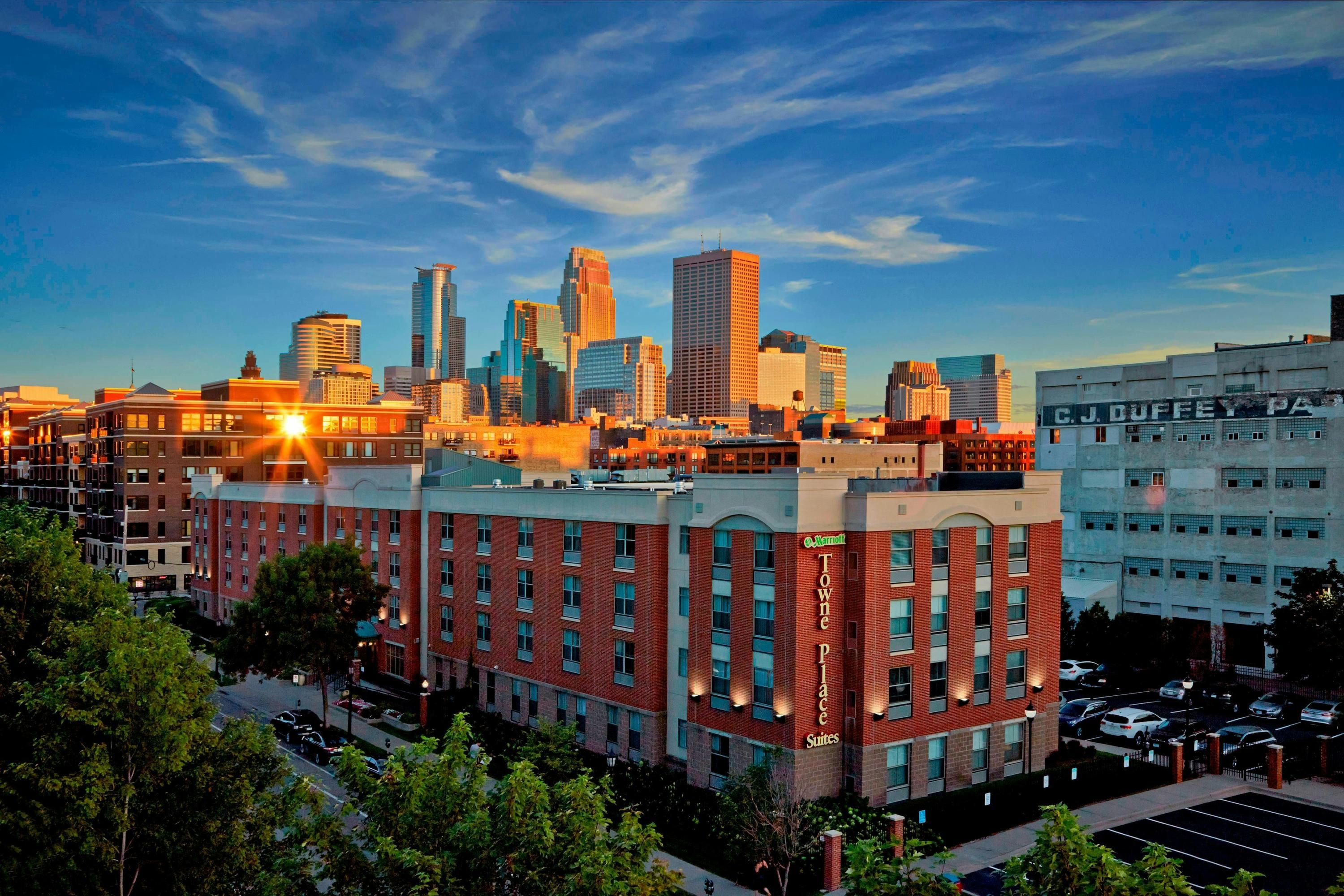 TownePlace Suites by Marriott Minneapolis Downtown/North Loop thumbnail 3