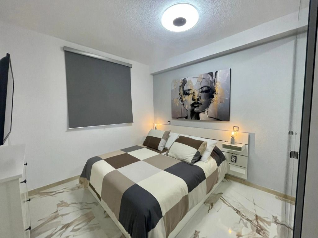 هوتل بويرتو كانتيراس - لاس بالماس دي غران كناريا - غرفة نوم