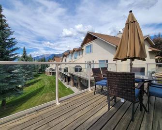 R&R - Relaxation Ridge | Pool/Hot Tub | Spacious - Radium Hot Springs - Balcony