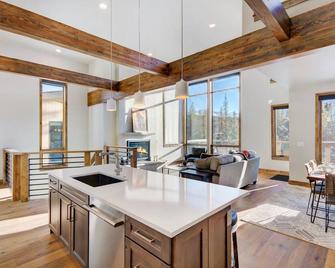 New Luxury Villa 401 Next To Resort I Hot Tub I Great Views I Best Price I Free Adventures Daily - Winter Park