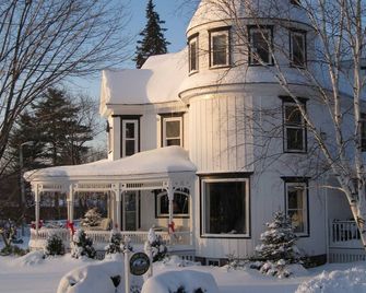 Glynn House Inn - Ashland - Building