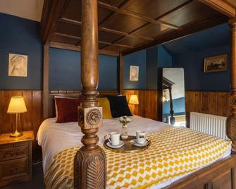 The Swan Inn - Midhurst - Bedroom