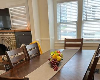 Russ and Pam's Mission Home Location, Location Location - Mission - Dining room