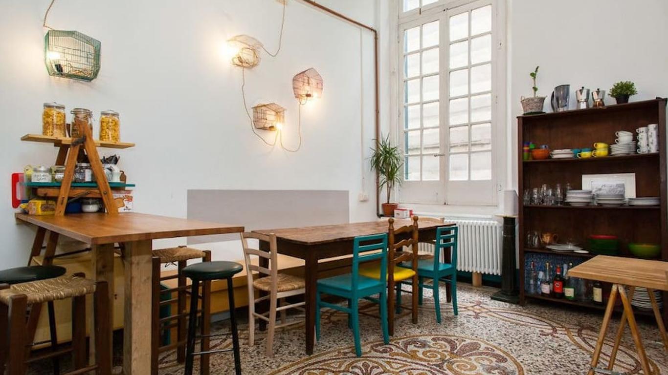 Ostellin Genova Hostel