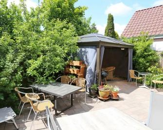 Hotel Deisterblick - Bad Nenndorf - Patio