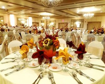 Piccadilly Inn Airport - Fresno - Bankettsaal