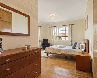 Palm Tree House by Homie - Ponta Delgada - Bedroom