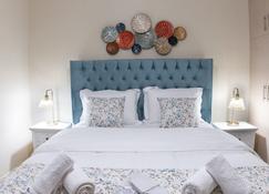 Best House Saint John, New Port of Patras - Patras - Bedroom