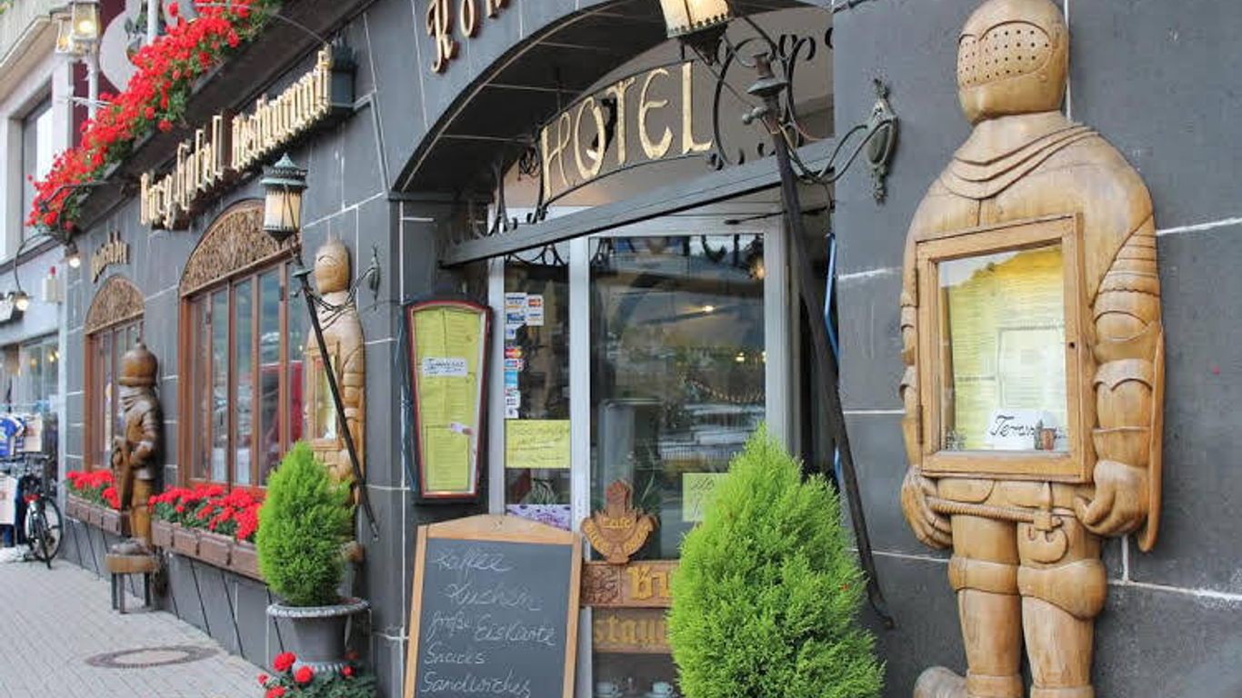Burg-Hotel & Hostel Cochem