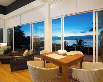 Overthemoon Luxury Pool Villas - Ko Tao
