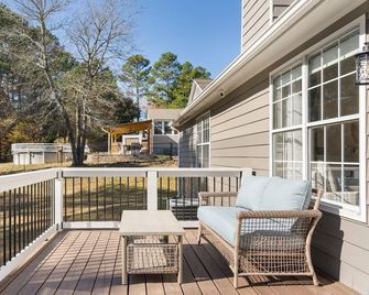 Serene Country Retreat Just 6 Min from Adairsville - Adairsville - Balcón
