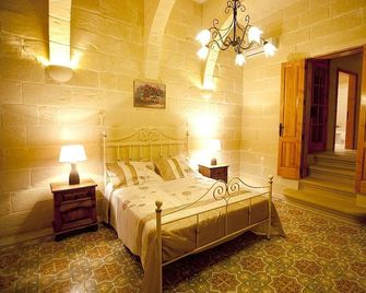 Large fully A/C villa, private pool + amazing views. Free transfers in Gozo - Ix-Xagħra - Chambre