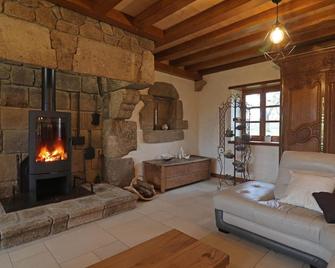 Gite Ceaucé, 5 bedrooms, 15 persons - Ceaucé - Sala de estar