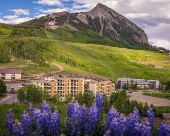 The Plaza Condominiums by Crested Butte Mountain Resorts - Crested Butte - Building