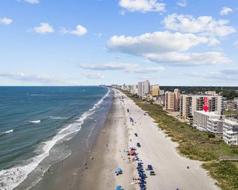 Oasis Hotel - נורת' מירטל ביץ' - חוף