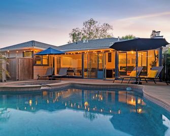 Midcentury Modern Wine Country Private Pool & Spa - Santa Rosa - Piscine