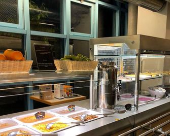 Geneva Hostel - Geneva - Buffet