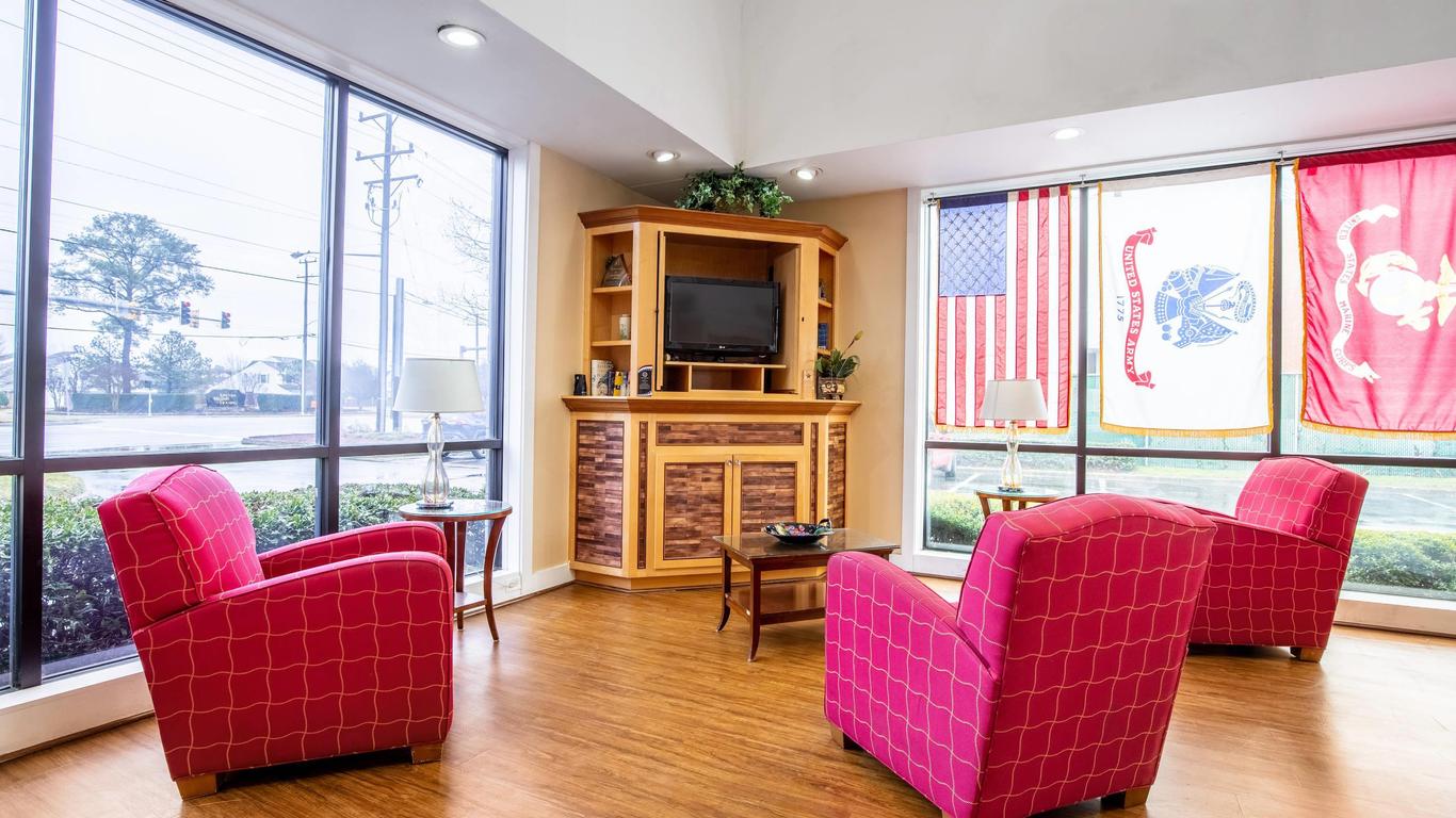 Econo Lodge Naval Station Norfolk