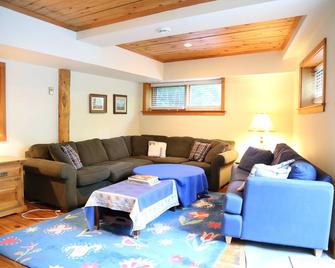 New Earth Estate Eco Retreat B&b - Markdale - Sala de estar