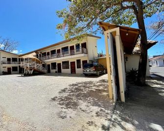 Hotel Wilson Condega - Liberia - Building