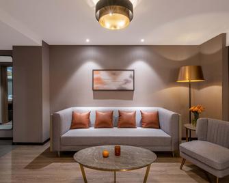 Orange Hotel Zhuhai Gongbei Port - Châu Hải - Phòng khách
