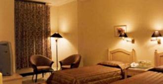 Hotel Aditya - Ludhiāna - Bedroom