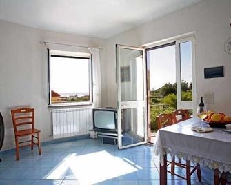 Bed & Breakfast Fuocomuorto - Ercolano - Comedor