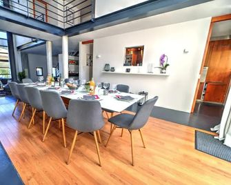 La Grange Emnitan - Maison de ville moderne pour 12p Fêtes interdites - Saint-Genis-Pouilly - Salle à manger