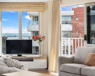 Mount Apartment - Mt Maunganui Holiday Apartment - Mount Maunganui - Stue