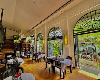 Fernando's Hotel - Sorsogon City - Restaurant
