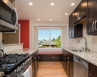Seattle Vacation Home: The Autobahn - Seattle - Cucina