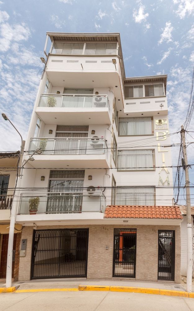 Hotel B'liam - Tumbes - Building