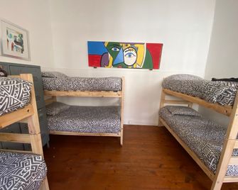 La Mancha Art Hostel - Valparaíso - Habitación