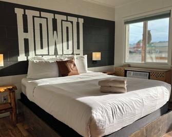 Elk Antler Inn - Thermopolis